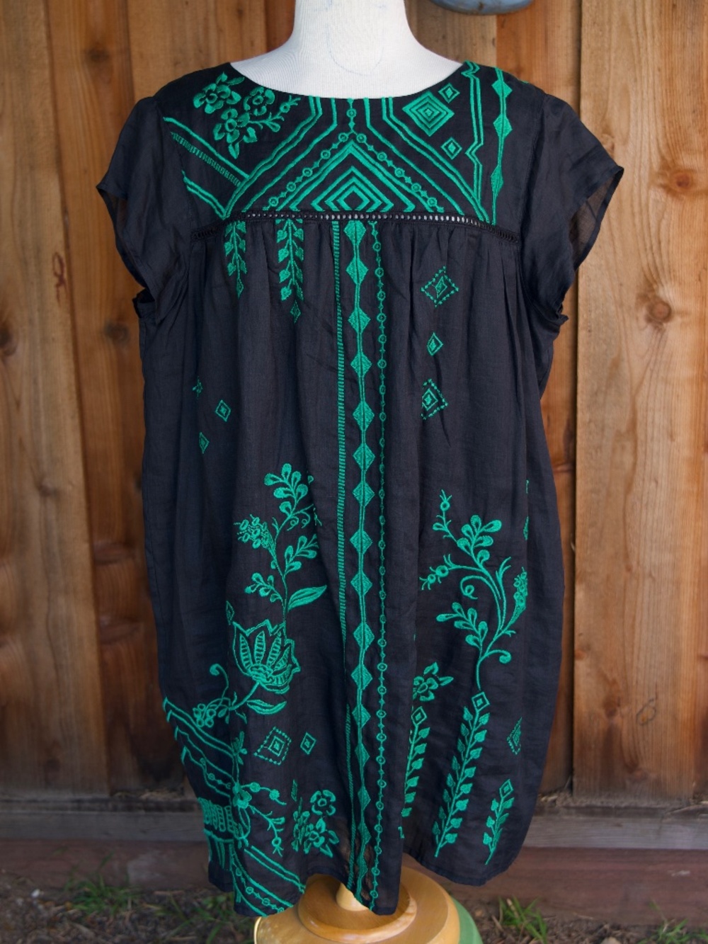 Johnny Was 100% Ramie & Cotton Green & Black Embroidered Tunic Dress Woman's XL